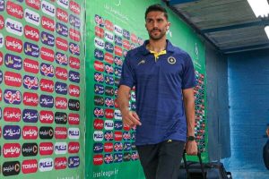 احضار شبانه حسینی به کمیته انضباطی سپاهان