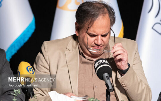 دل نوشته یک مدیر فرهنگی در آستانه تشییع رهبر شهید؛ دلمان تنگ می شود