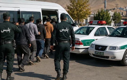 دستگیری ۱۰۴ نفر اتباع بیگانه غیر مجاز در خاش